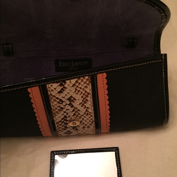 Eric Javitts Woven Clutch - Picture 3 of 3